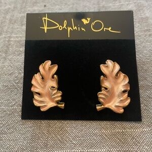 Dolphin Ore Leaf Earrings